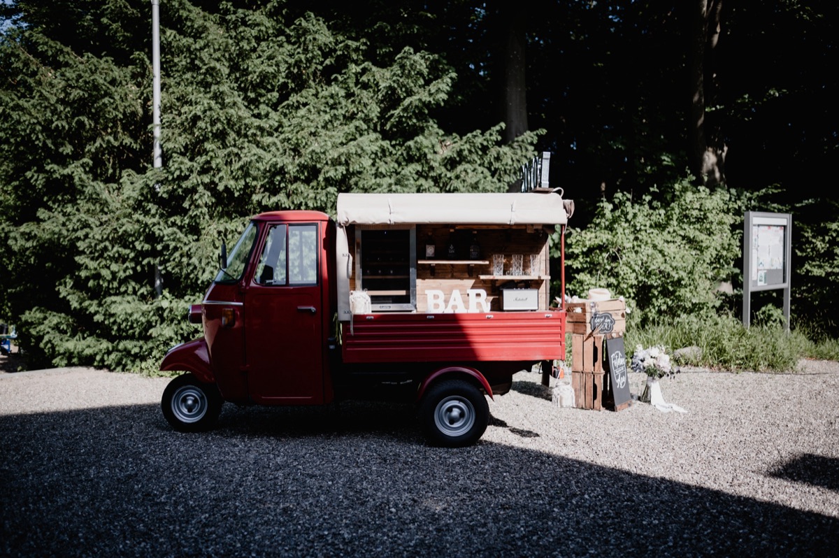 Gäste haben Spaß an der Fotobox Ape