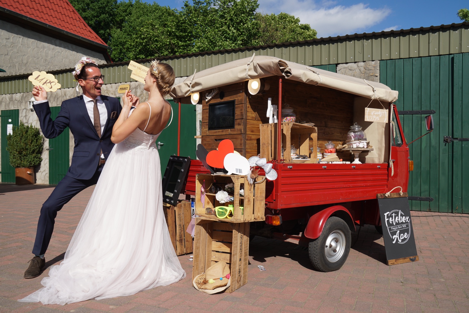 Fotobox Ape Bella Detailansicht – liebevolle Dekoration und einladende Atmosphäre
